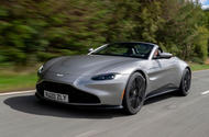 aston martin vantage roadster 2020 uk fd hero front 