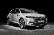 DS7 front side left