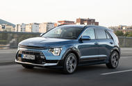 kia niro phev 2022 001 tracking front