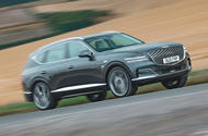 Genesis GV80 2022 front quarter tracking