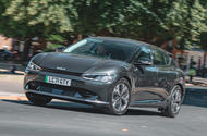 Kia EV6 Air 2022 front quarter tracking