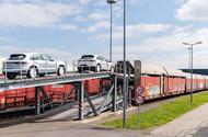 Porsche Leipzig cars loaded on train 2