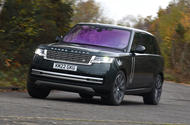 Range Rover 2022 front quarter tracking