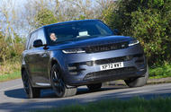 range rover sport 2022 front quarter tracking 0