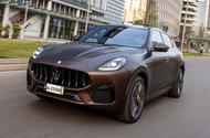 Maserati Grecale GT 2023 front quarter tracking