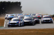 btcc snetterton 2022 turkington leads pack