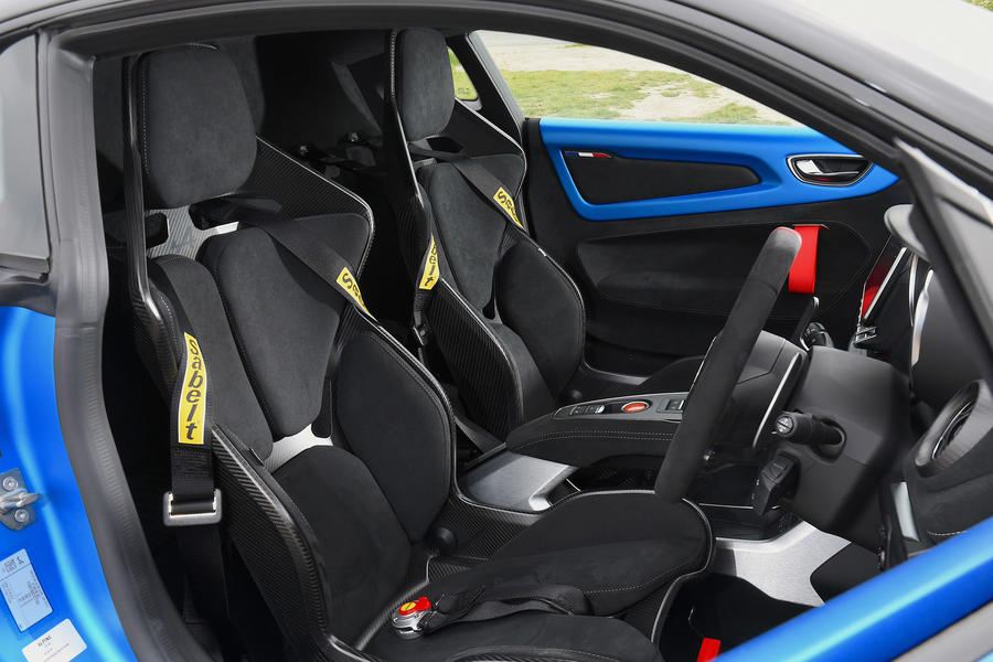 alpine-a110-r-uk-fd-2023-sabelt-carbon-shell-seats