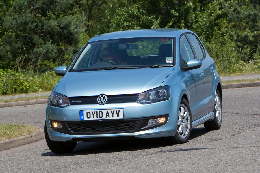 Volkswagen Polo Bluemotion front quarter tracking
