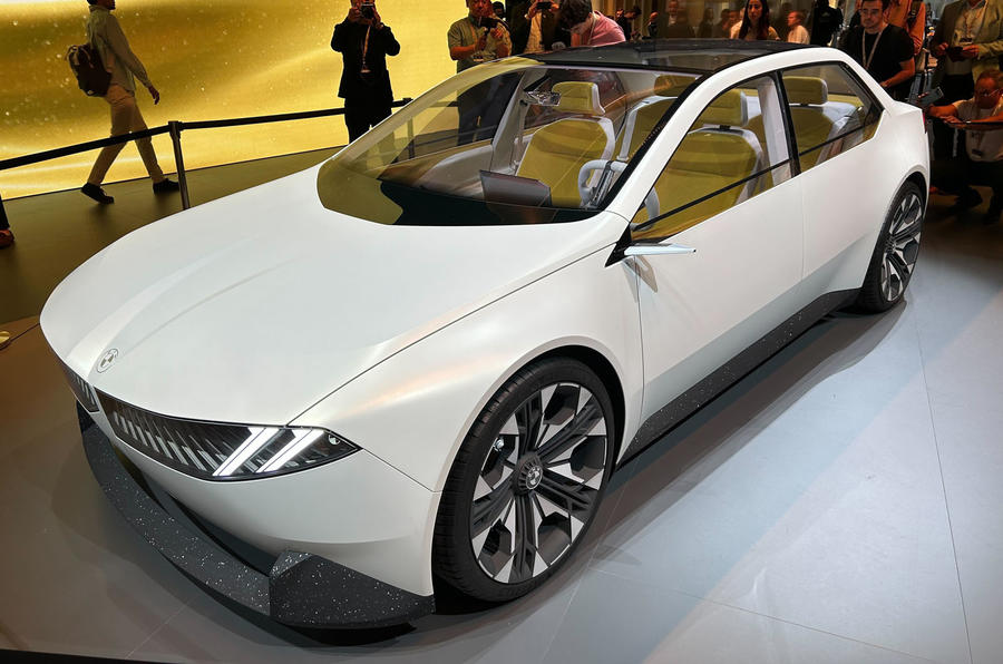 BMW Vision Neue Klasse concept in white - front three quarters
