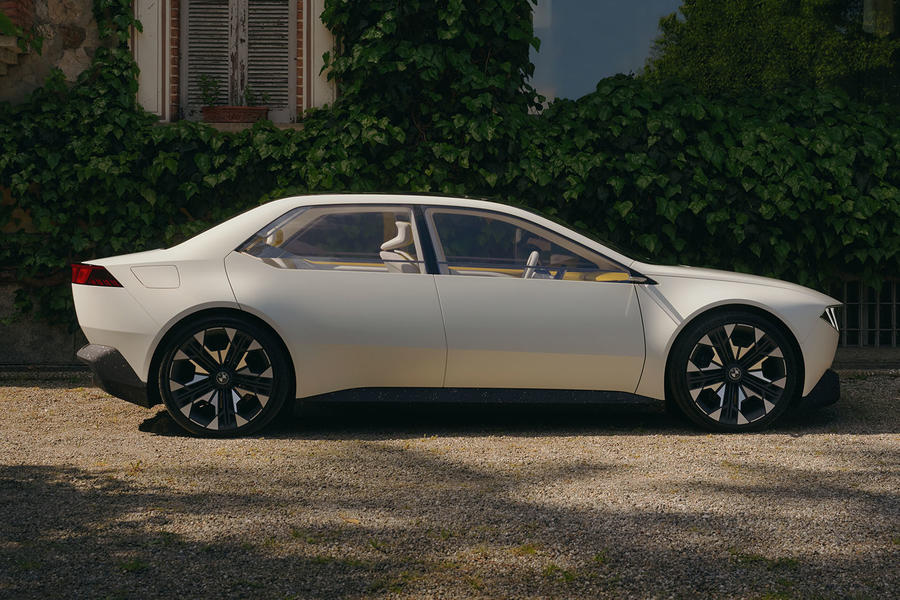 BMW Vision Neue Klasse concept side