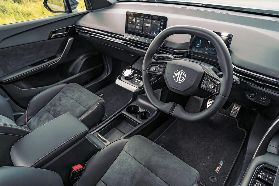 MG4 XPower interior