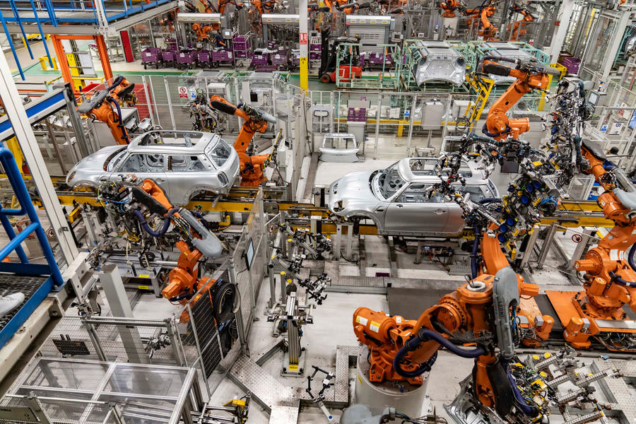 Mini metal body production line at Oxford