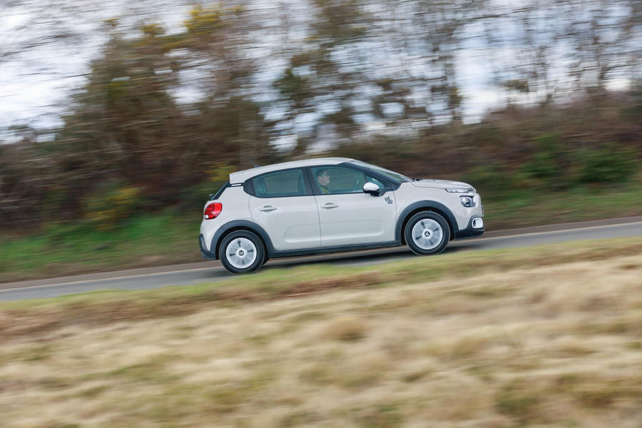 Citroen C3 driving – side