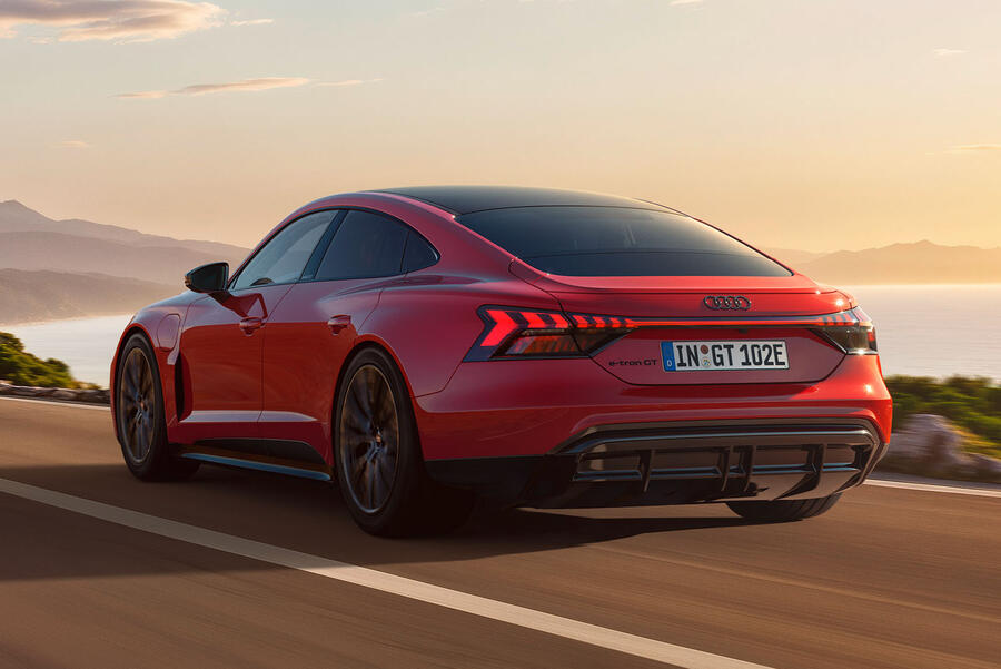 Audi E-tron GT Quattro – rear quarter tracking