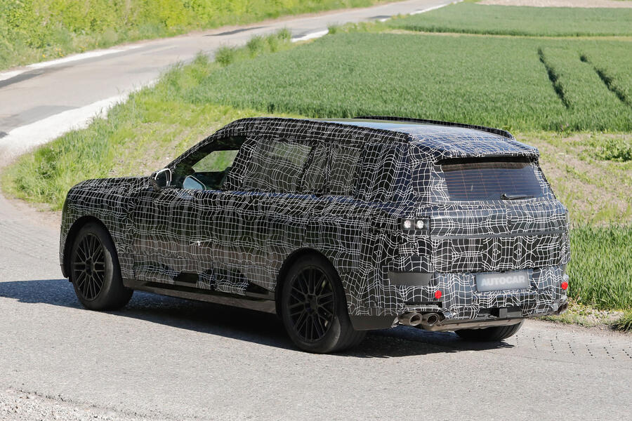 BMW X7 2027 camo – rear quarter