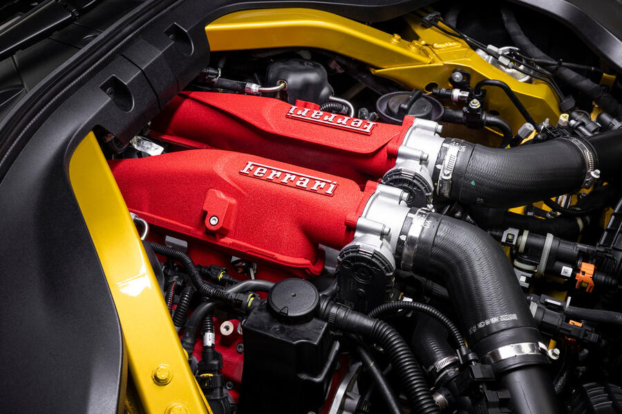 Ferrari Amalfi engine bay