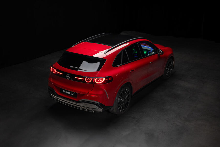 Mercedes GLC rear quarter