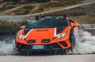lamborghini huracan sterrato front quarter tracking splash