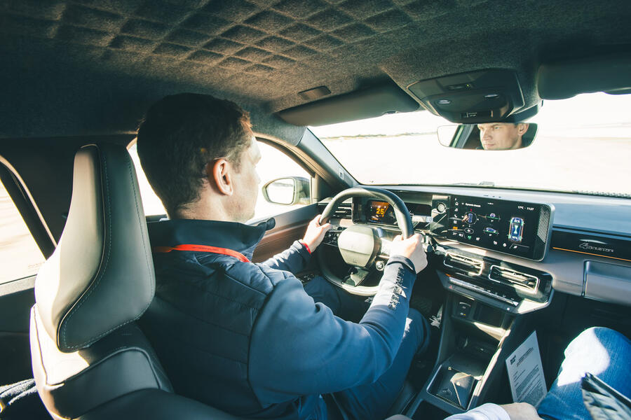 Mark Tisshaw driving Renault 4 Savane